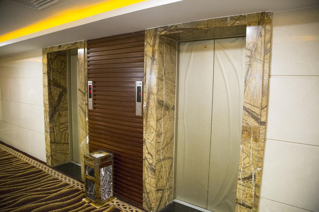 Long Zhou Grand Hotel Guangzhou Exterior photo